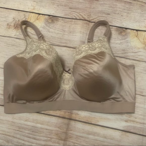 Other - Cacique modern lace beige bra 44DDD